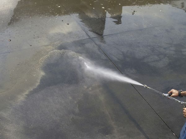 Cost of Exterior Floor Cleaning in Winter Haven