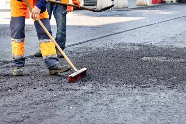 Cost of Asphalt Dirt Removal in Winter Haven